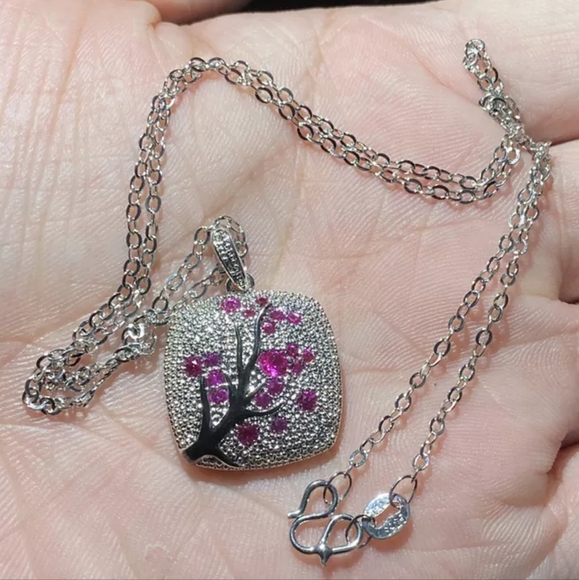 también. SOLD.  SET OF ORIGINAL SILVER 925, ANTI-ALLERGIC. - Picture 2 of 3